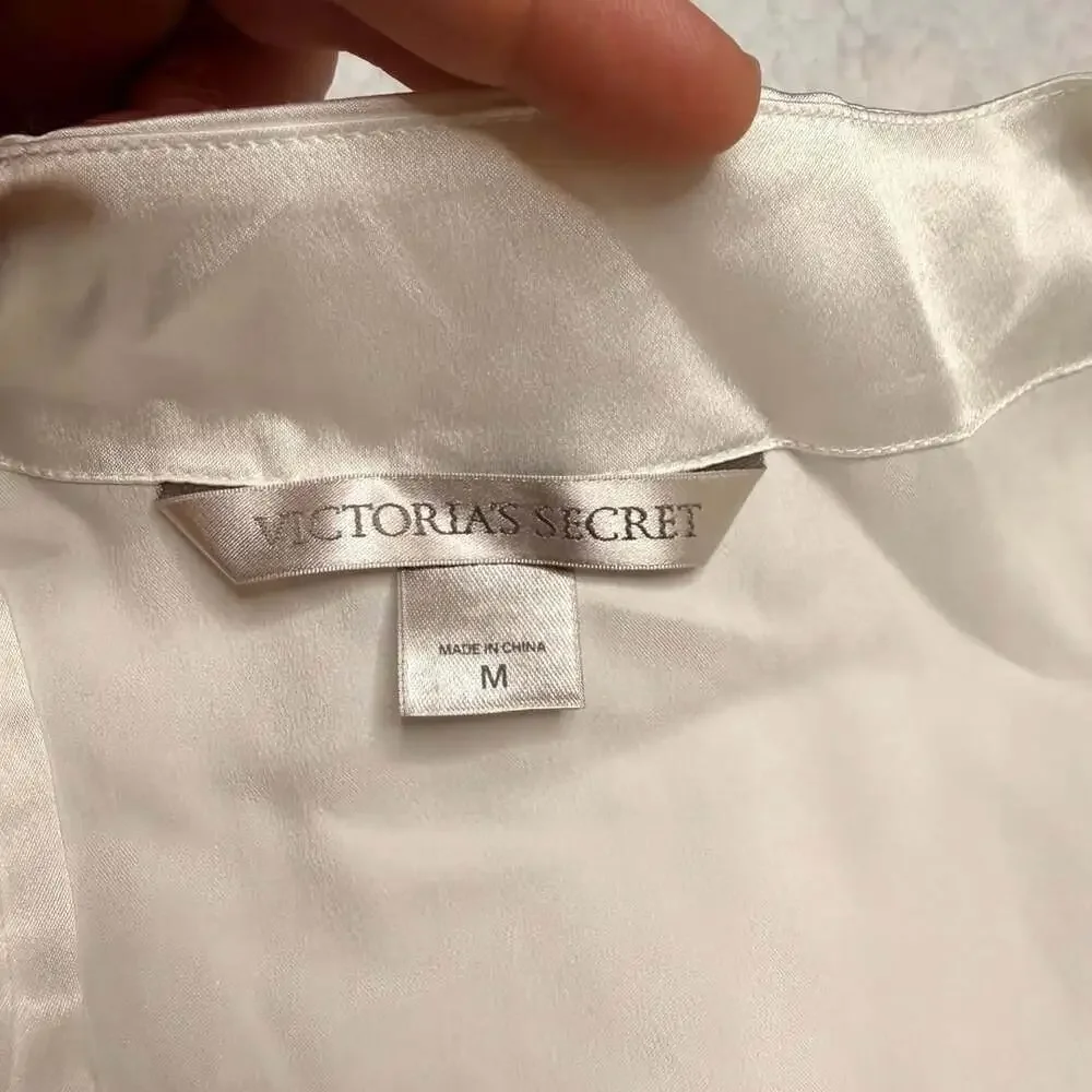 Victoria's Secret Robe Size M White Satin